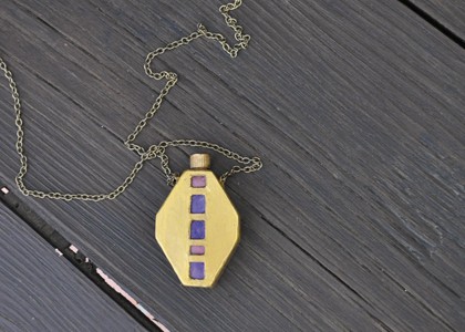 Joya/perfume Belladonna by Versace